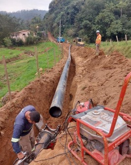 Interligação de nova adutora ao sistema de água tratada do Samae é mais uma grande conquista para São Ludgero - Foto 1