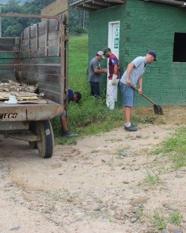 Descarte errado de lixo revolta, novamente, comunidade de São Ludgero - Foto 3