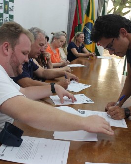 Prefeitura de São Ludgero dá posse a 39 concursados - Foto 15