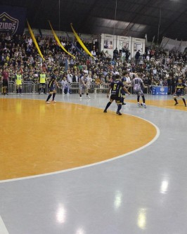A magia do futsal vai começar. Com 30 equipes na disputa no dia 11 a bola rola pela 18ª Taça Cegero - Foto 10