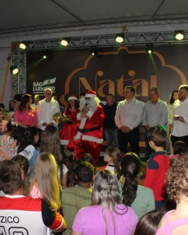 Grande público marcou presença na abertura do Natal Show em São Ludgero - Foto 31