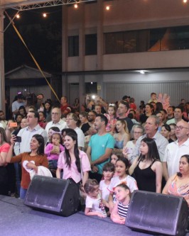 Grande público marcou presença na abertura do Natal Show em São Ludgero - Foto 18