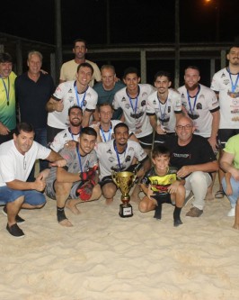 Divina Providência é campeã do 13º Campeonato Municipal de Beach Soccer 2024 - Foto 4
