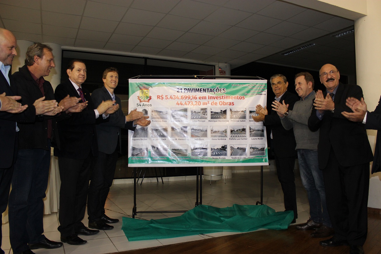Durante a inauguração das 21 pavimentações, vice-governador anuncia para os próximos dias, boa...