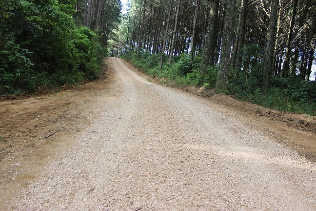 Bom acesso ao Morro da Cruz para a Via Sacra da sexta-feira santa