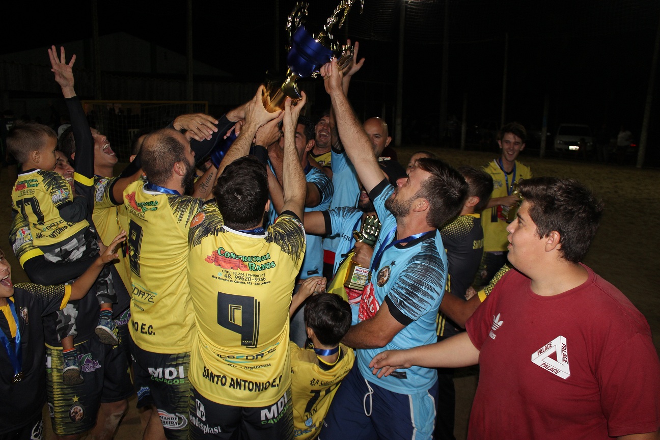 Abertura do 10º Campeonato Municipal de Beach Soccer taça “Juares Pereira Lopes” será na...