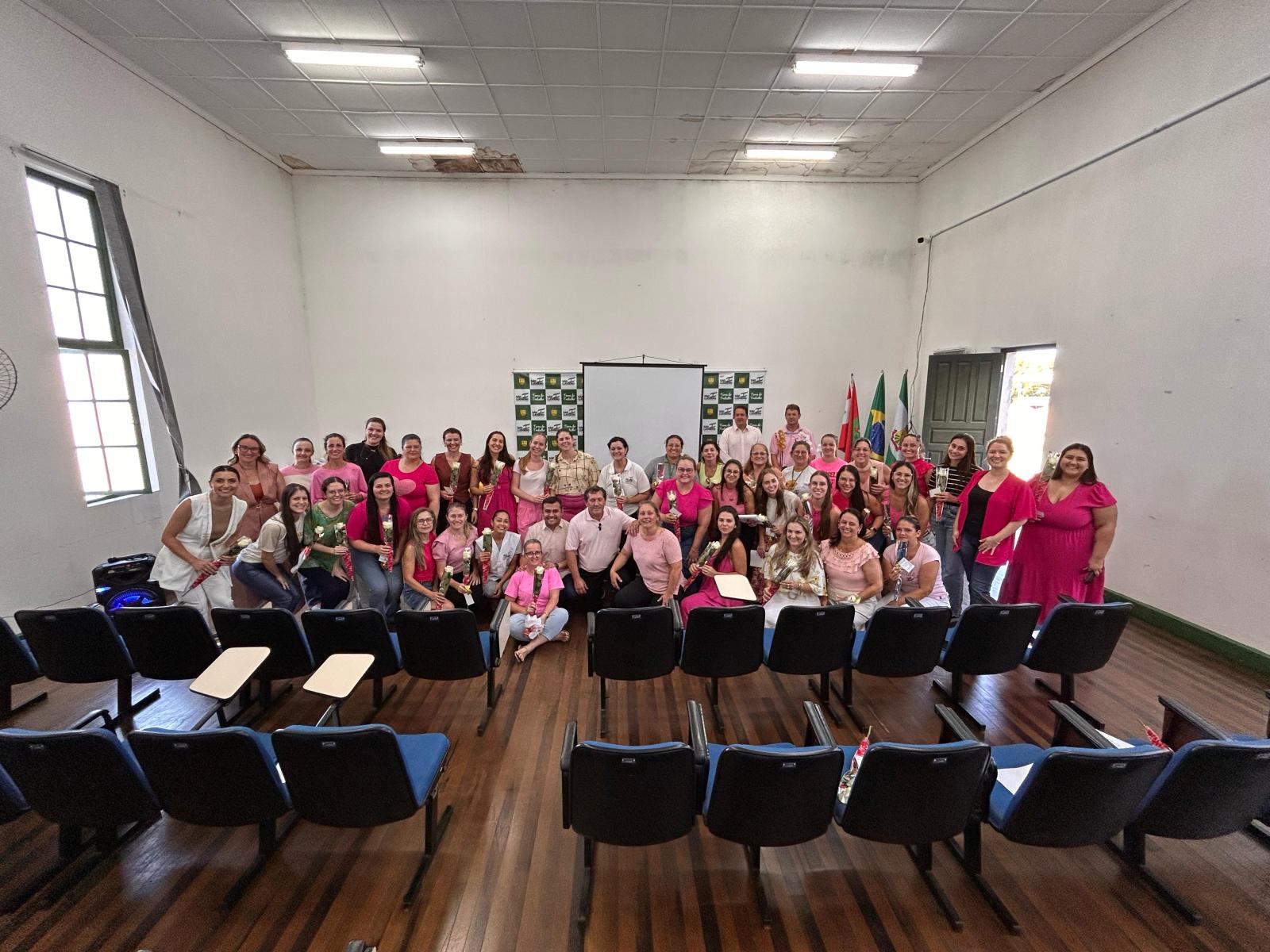 Prefeitura Realiza Palestra em Homenagem ao Dia Internacional da Mulher