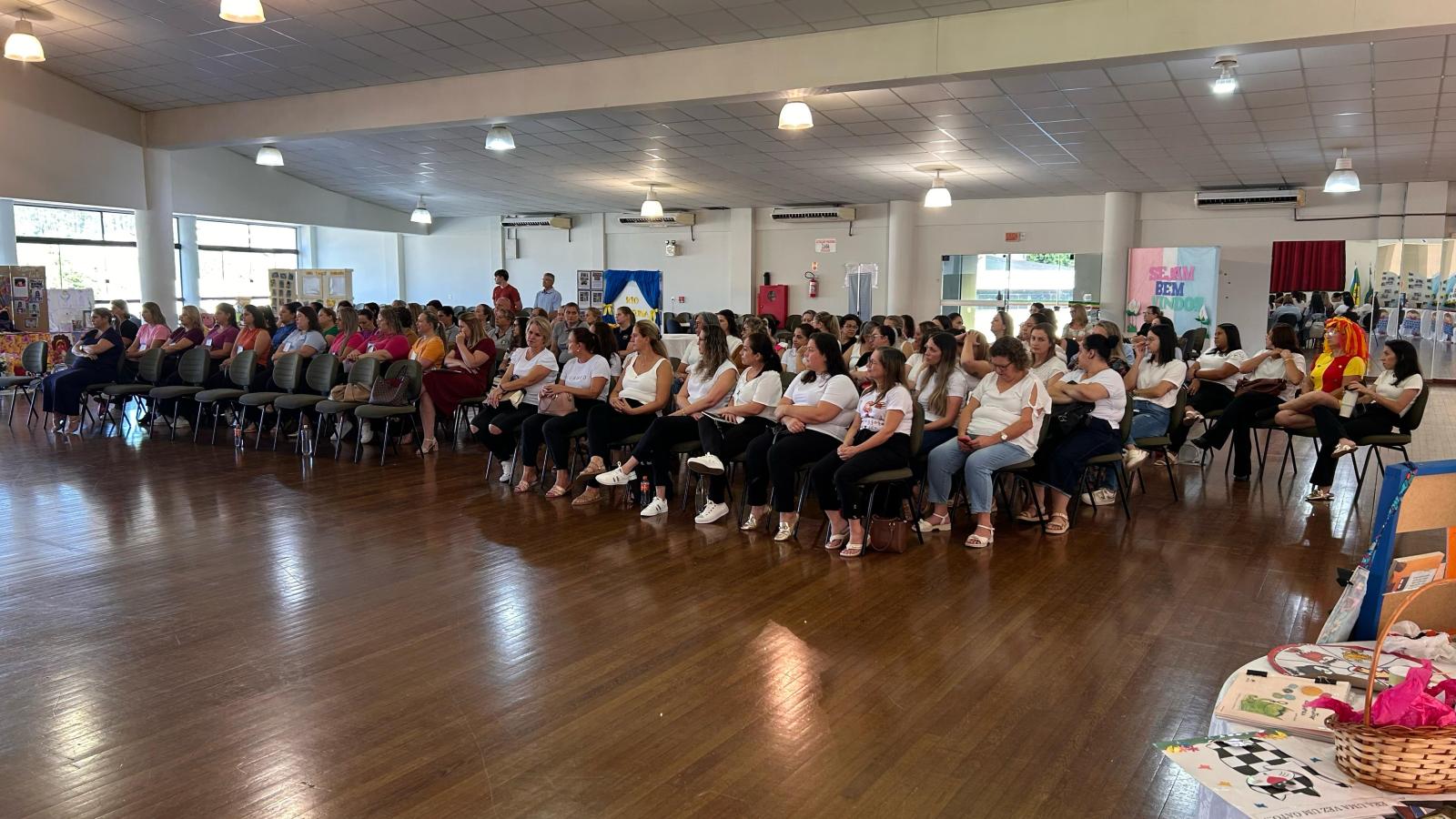 Seminário Regional do LEEI Reúne Educadores da Região de Braço do Norte
