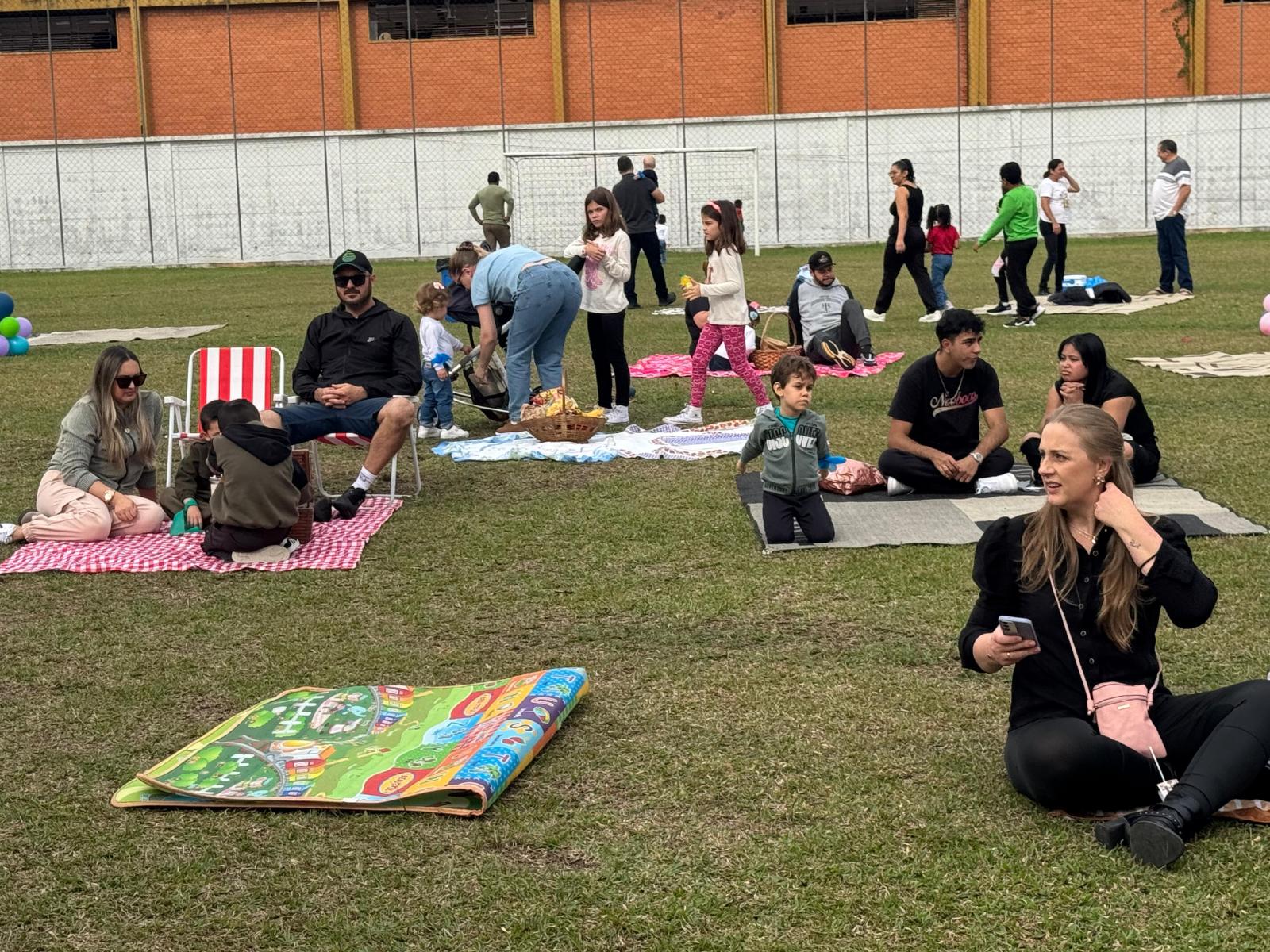 Dia da Família na Escola reforça laços no CEI Irmã Stella
