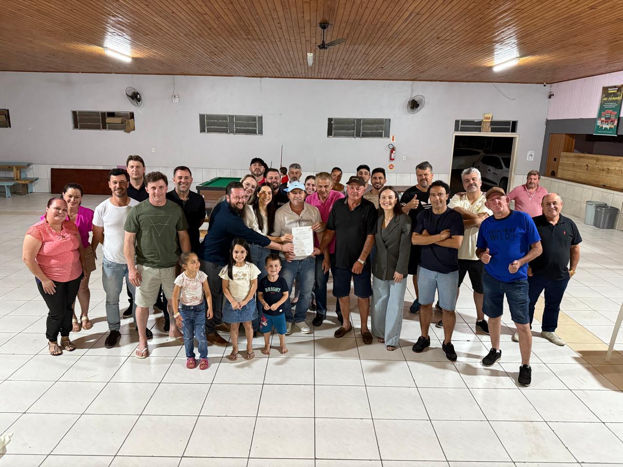 Prefeitura de São Ludgero dá início à reforma do Campo de Areia e Área de Lazer do Bairro...