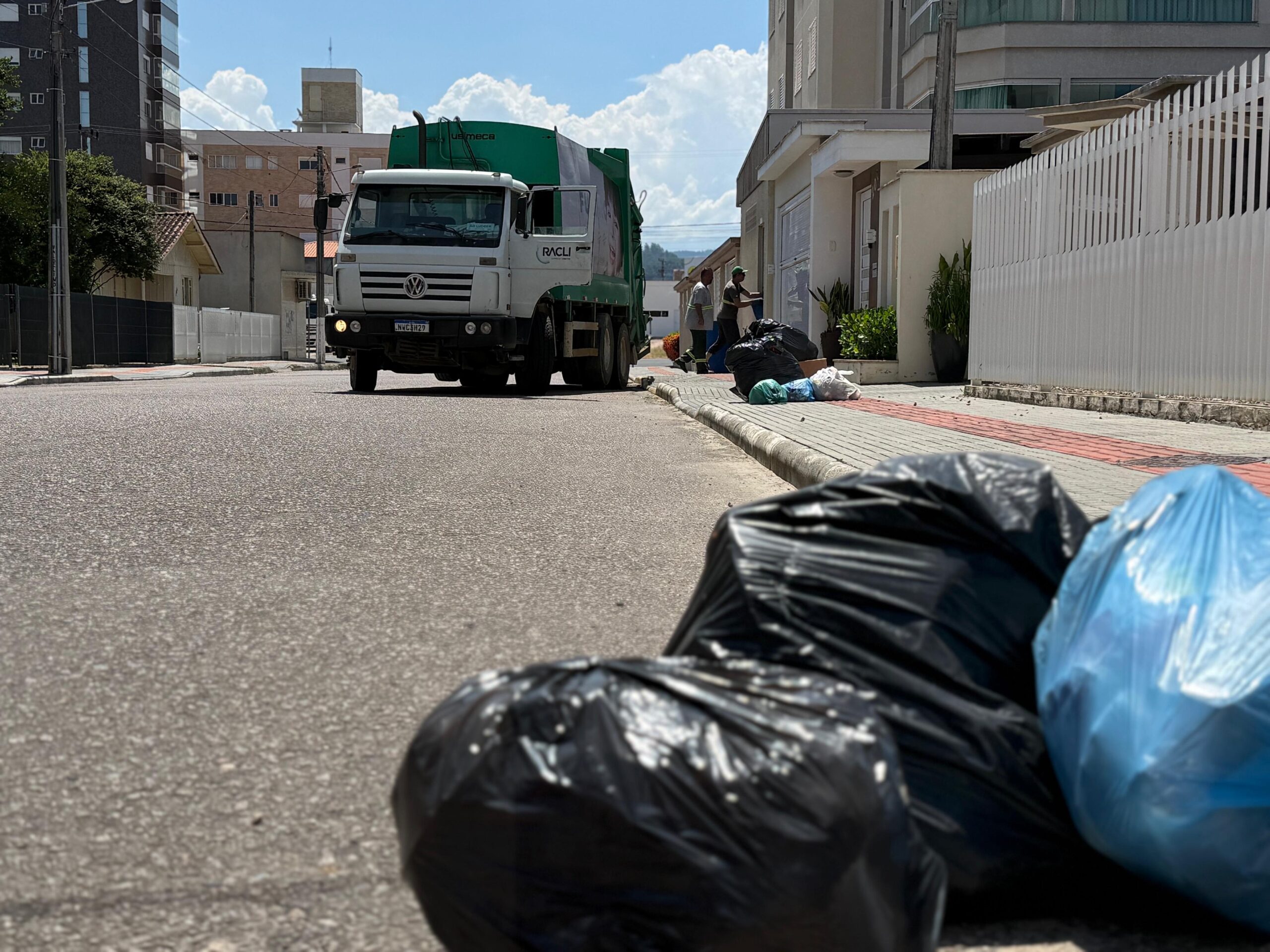 Prefeitura de São Ludgero solicita operação e mobilização para normalizar coleta de lixo