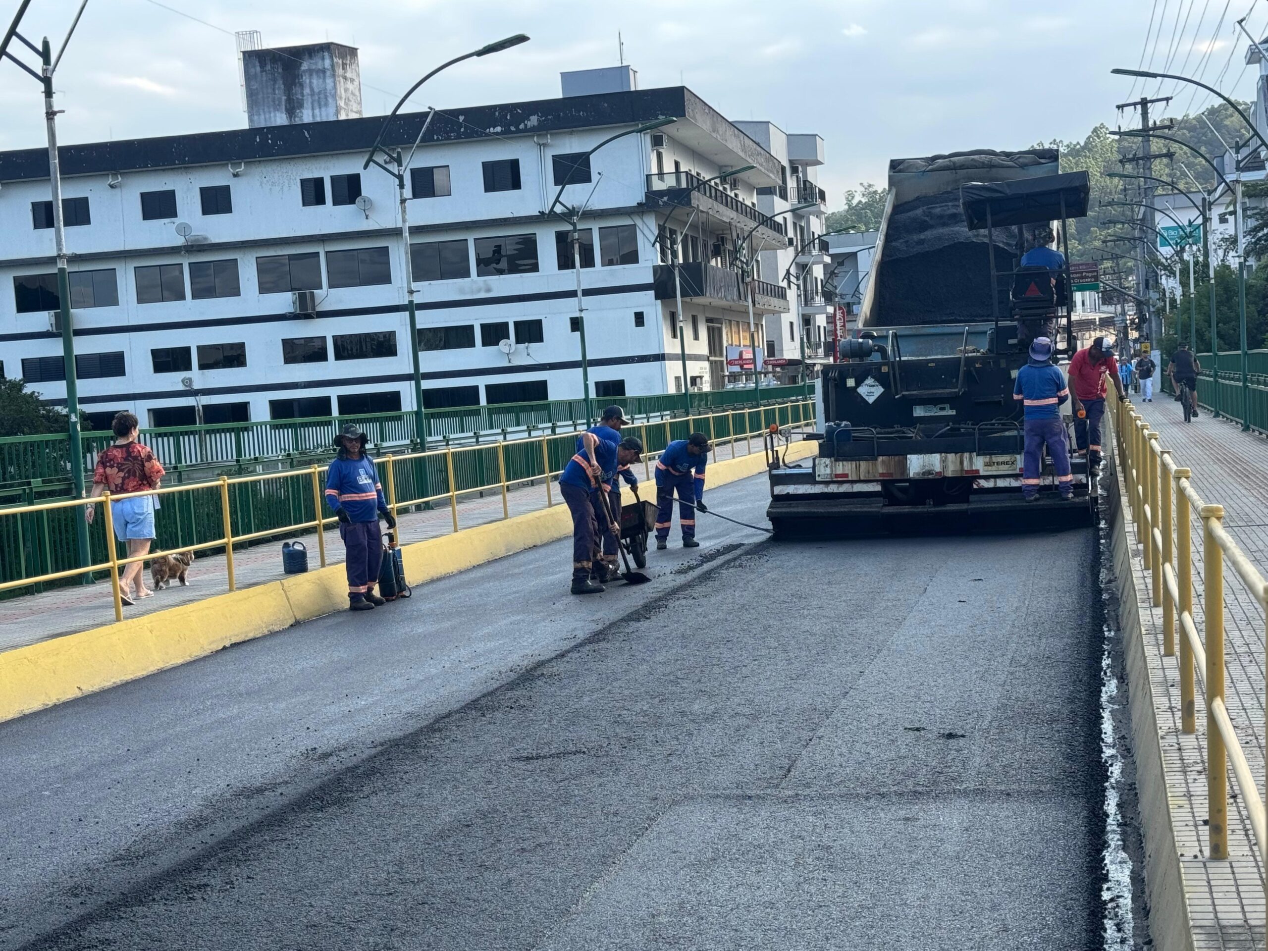 Ponte Adolfo Schlickmann terá interdições noturnas para manutenção a partir desta quarta-feira