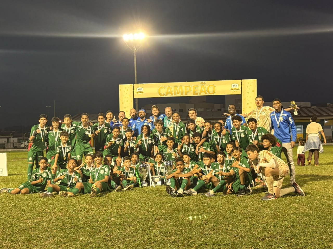 9ª Copa São Ludgero de Futebol de Base é encerrada com sucesso de público, grande nível técnico e celebração do esporte